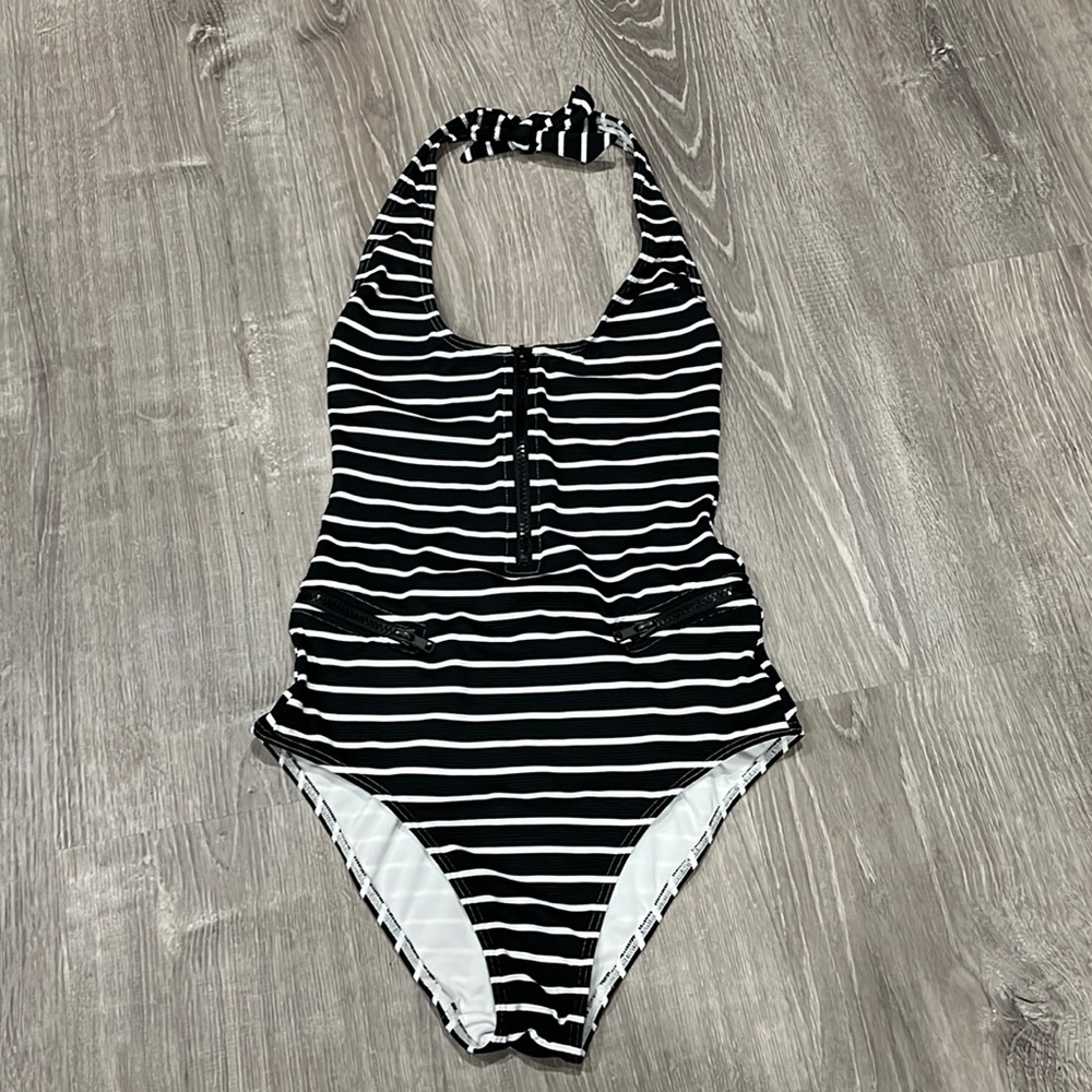 Victoria’s Secret One Piece Swimsuit